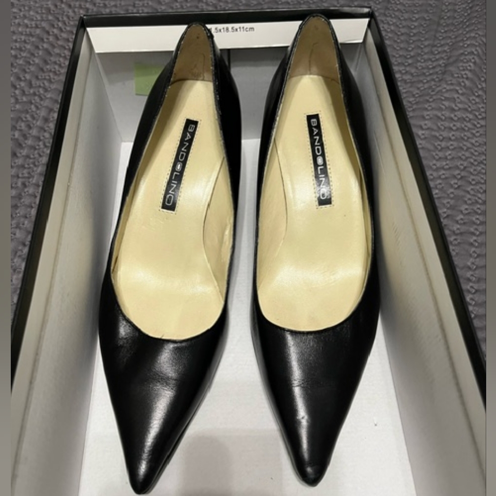 Band Lino Size 6 Black Short Heels